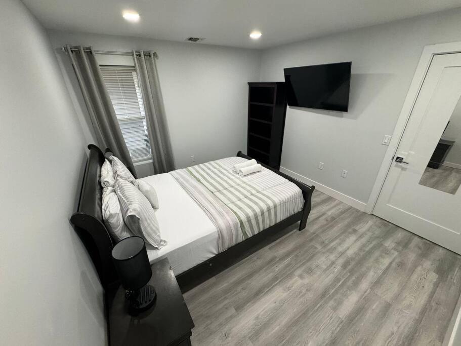 The Elegant Suite - 2Br With Great Amenities Paterson Ngoại thất bức ảnh
