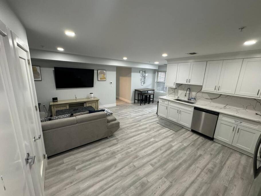 The Elegant Suite - 2Br With Great Amenities Paterson Ngoại thất bức ảnh